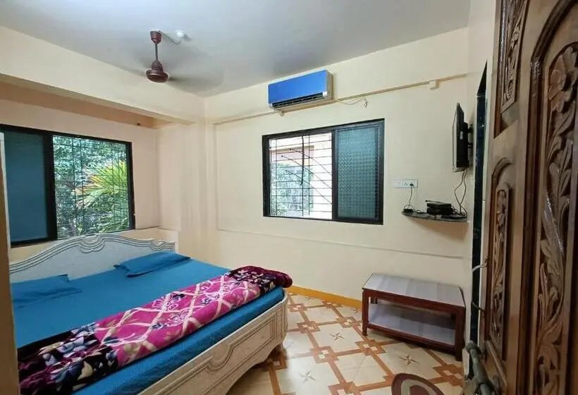デラックスルーム, Sahil Residency