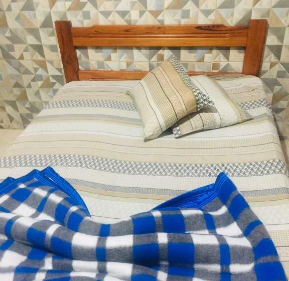 חדר משפחתי, Pousada Familia Aparecida