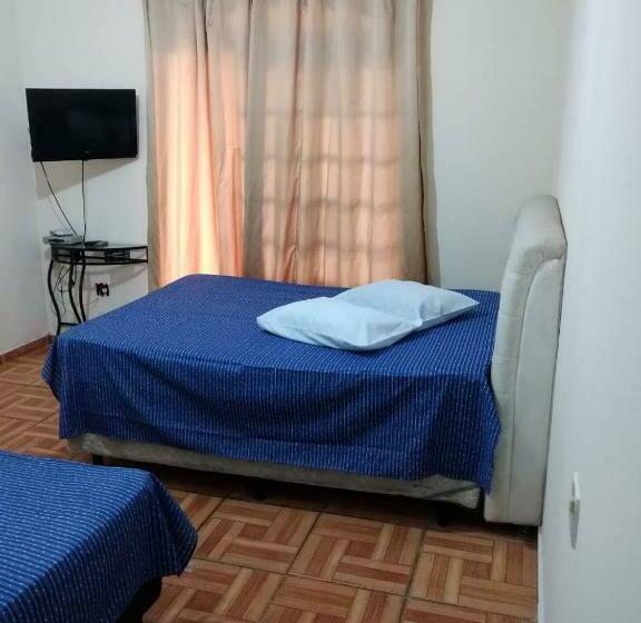 חדר משפחתי, Pousada Familia Aparecida