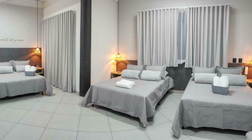 חדר משפחתי דלוקס, Capri Doradal