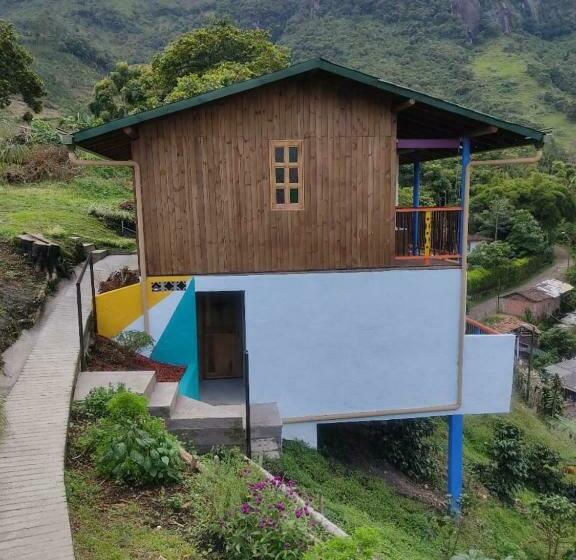 غرفة قياسية رباعية, Jaibaná Spa