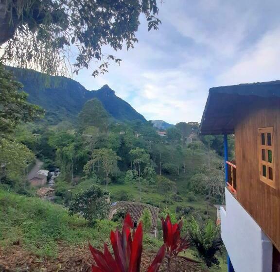 غرفة قياسية رباعية, Jaibaná Spa