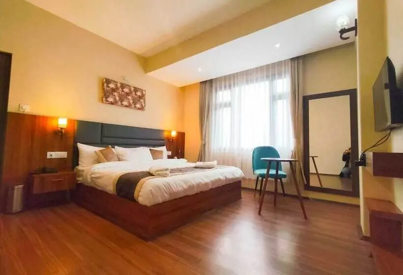Chambre Deluxe, Sila Norphel Pelling