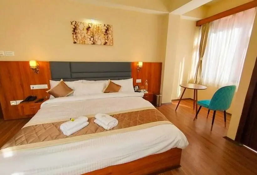 Chambre Deluxe, Sila Norphel Pelling