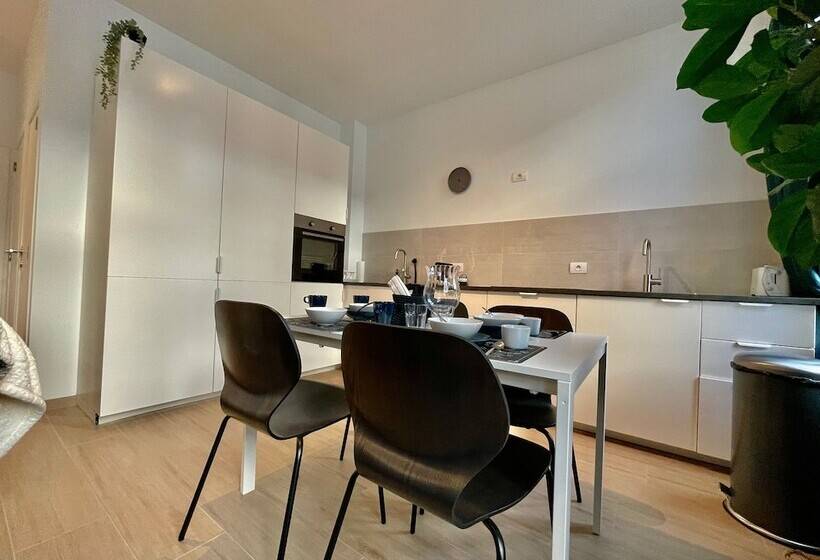 آپارتمان 1 خوابه, Oneluxstay Near Fashion District