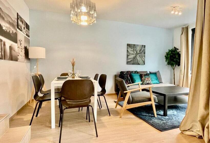 آپارتمان 2 خوابه, Oneluxstay Near Fashion District