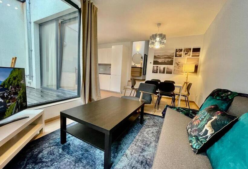 آپارتمان 2 خوابه, Oneluxstay Near Fashion District