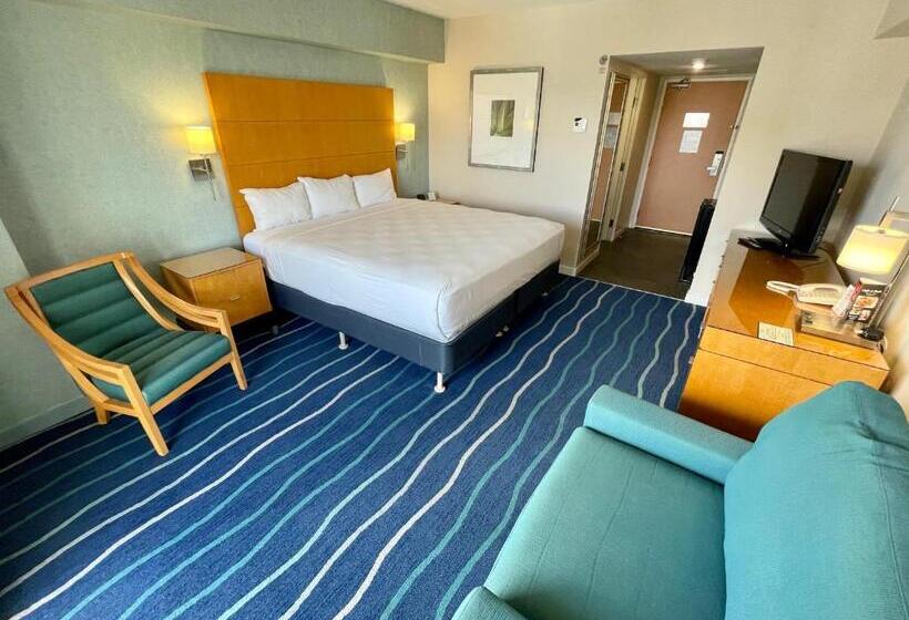 Апартаменты 1 Спальня с Балконом, Ala Moana Hotel 31st Floor