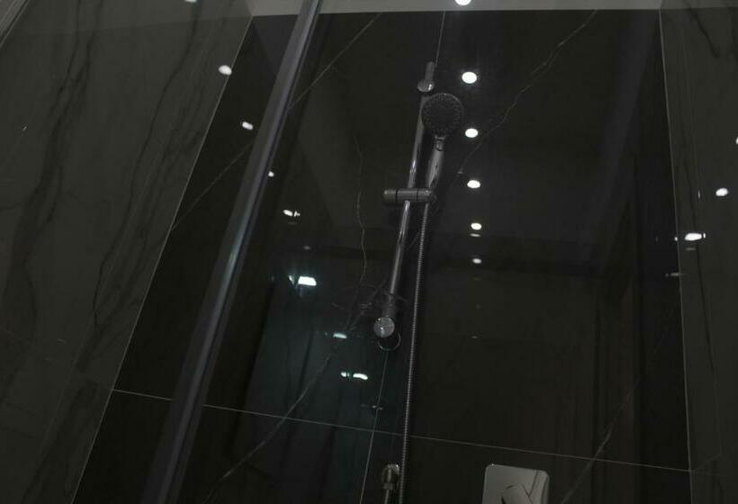 חדר סטנדרט עם ג'קוזי, Gualtieri B&b   Luxurys