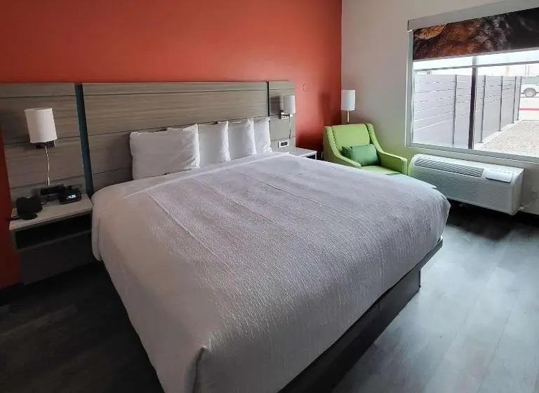 キングサイズベッドのスタンダードルーム, Best Western Plus Executive Residency Carlsbad