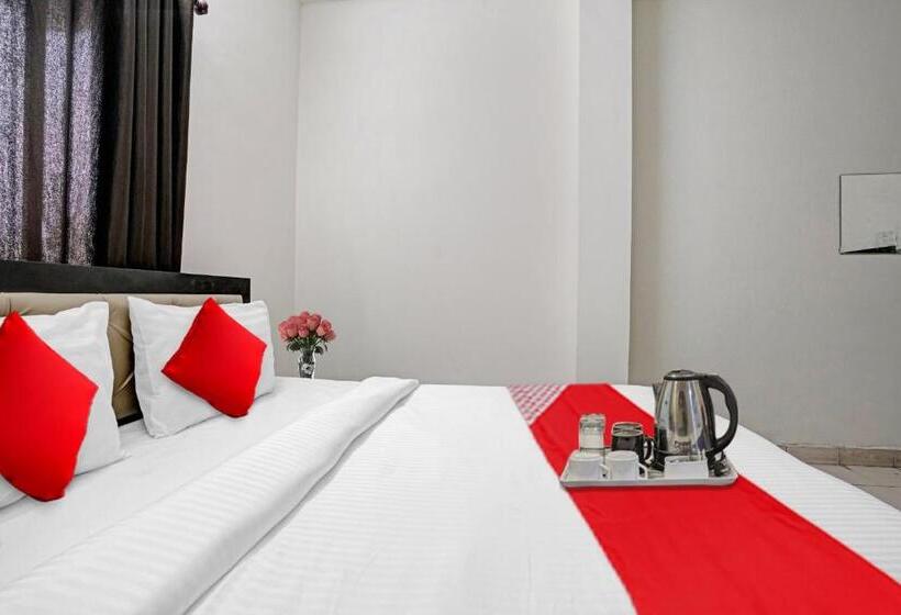 اتاق کلاسیک سه تخته, Flagship Hotel Ay Imperial