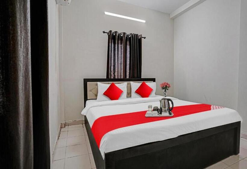 اتاق کلاسیک سه تخته, Flagship Hotel Ay Imperial