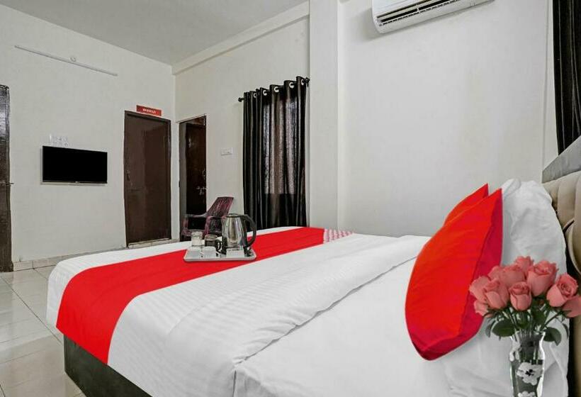 اتاق کلاسیک سه تخته, Flagship Hotel Ay Imperial