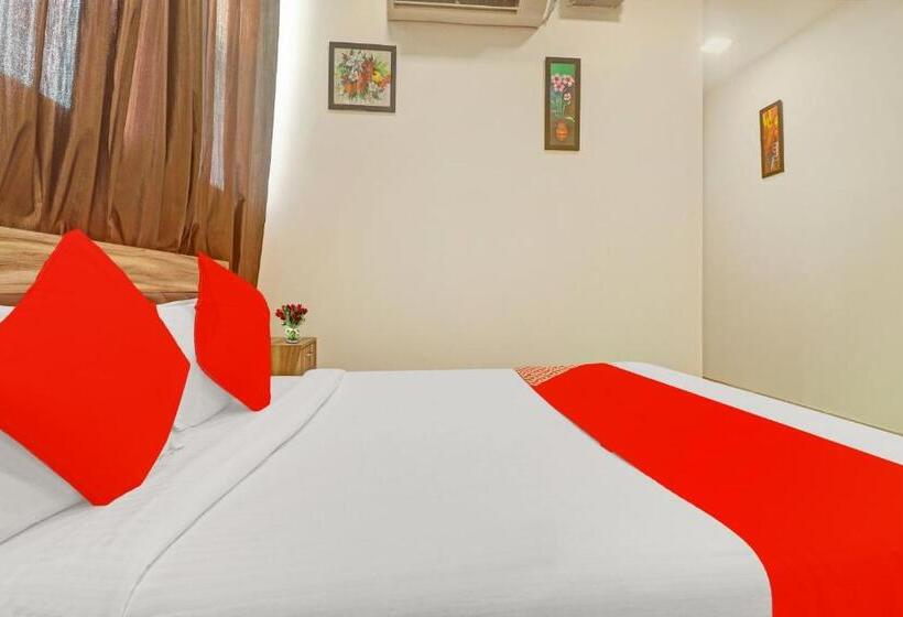 トリプルクラシックルーム, Oyo Flagship 70269  S P Residency