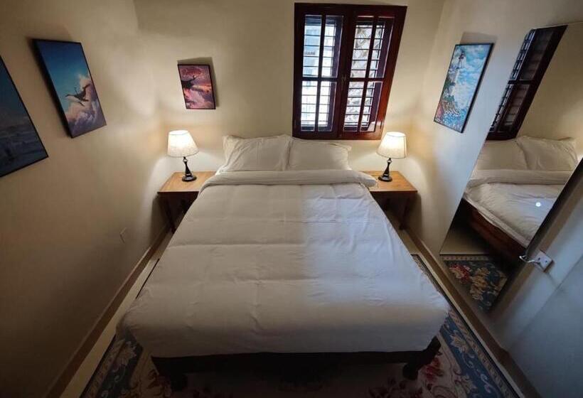 اتاق لوکس خانوادگی, Yushili Hotel Kampala