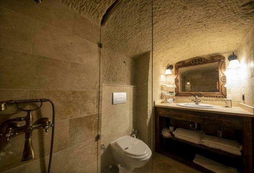 Camera Standard, Shiraz Cave Cappadocia