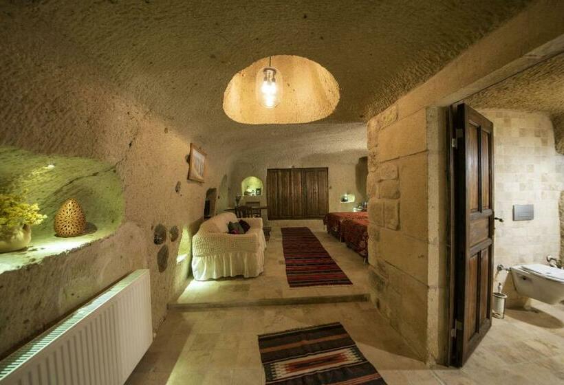 Camera Deluxe, Shiraz Cave Cappadocia