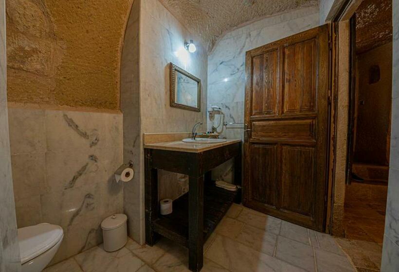 Camera Deluxe, Shiraz Cave Cappadocia