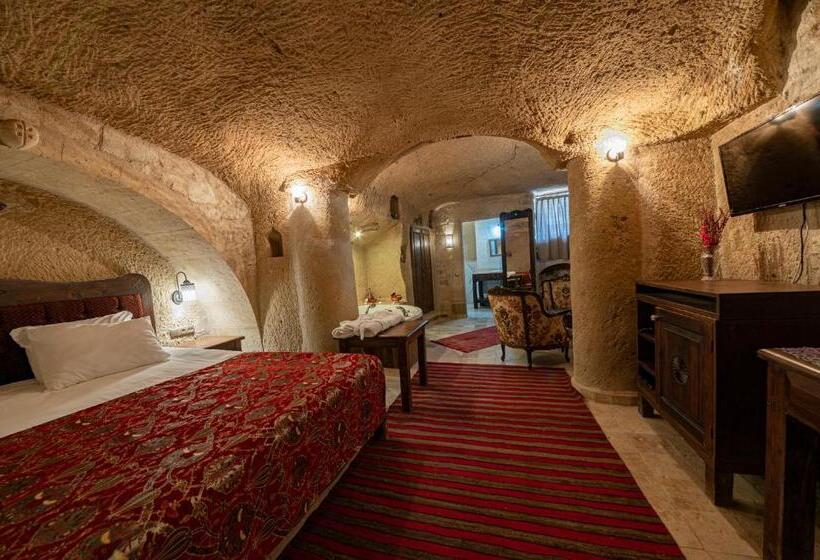 Camera Deluxe, Shiraz Cave Cappadocia