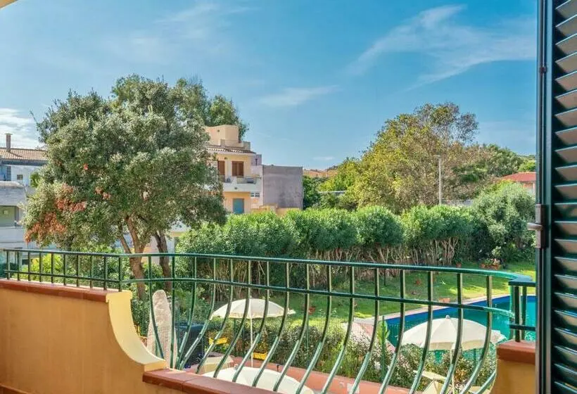 Huoneisto 1 Makuuhuone, Residence Con Piscina A Santa Teresa Di Gallura