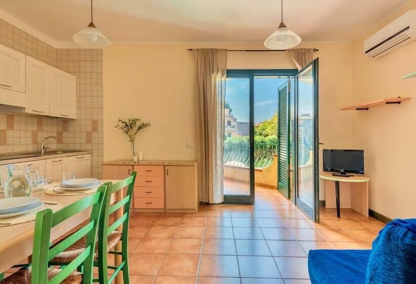 آپارتمان 1 خوابه, Residence Con Piscina A Santa Teresa Di Gallura