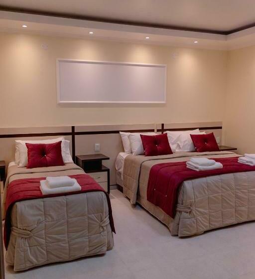 غرفة سوبيريور ثلاثية, Hauer