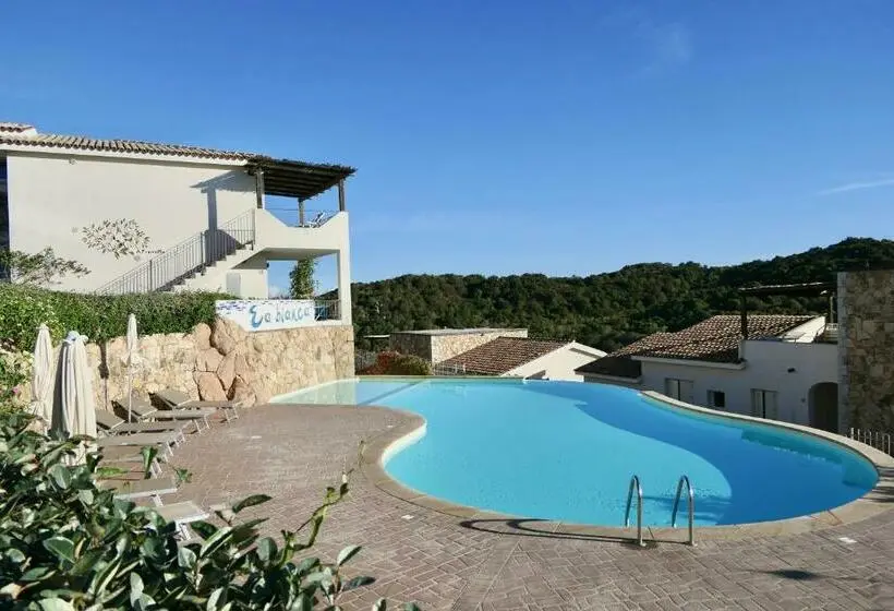 海の見える１ベッドルームアパートメント, Residence Con Piscina A 4 Km Da Baja Sardinia