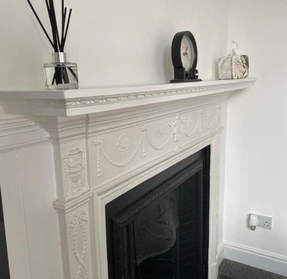 חדר סטנדרט, Ship Inn Ltd