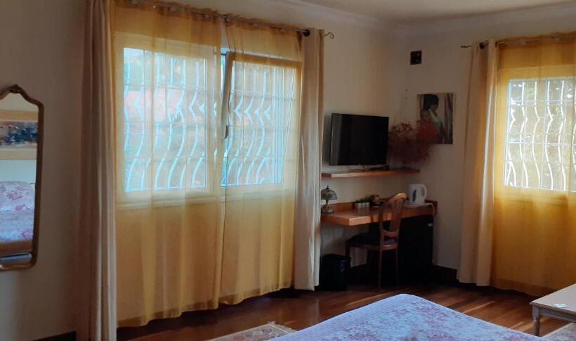 اتاق لوکس, Chambre D Hôte Villa Maritampona