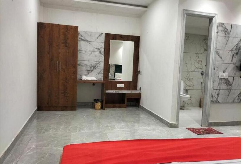 חדר דלוקס, Delight Inn, Amritsar