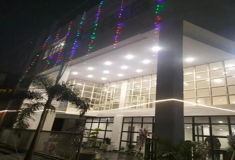 デラックスルーム, Delight Inn, Amritsar