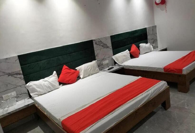 חדר דלוקס, Delight Inn, Amritsar