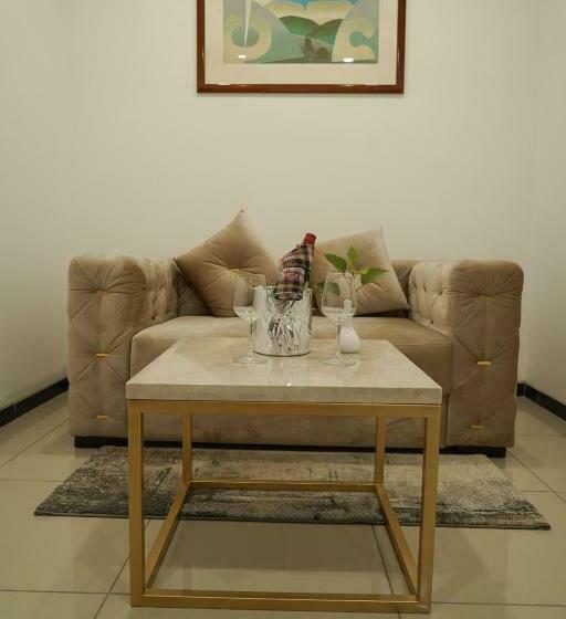 جناح مزوَّد بشرفة, Pride Resort & Convention Center Ranakpur Near Ranakpur Dam