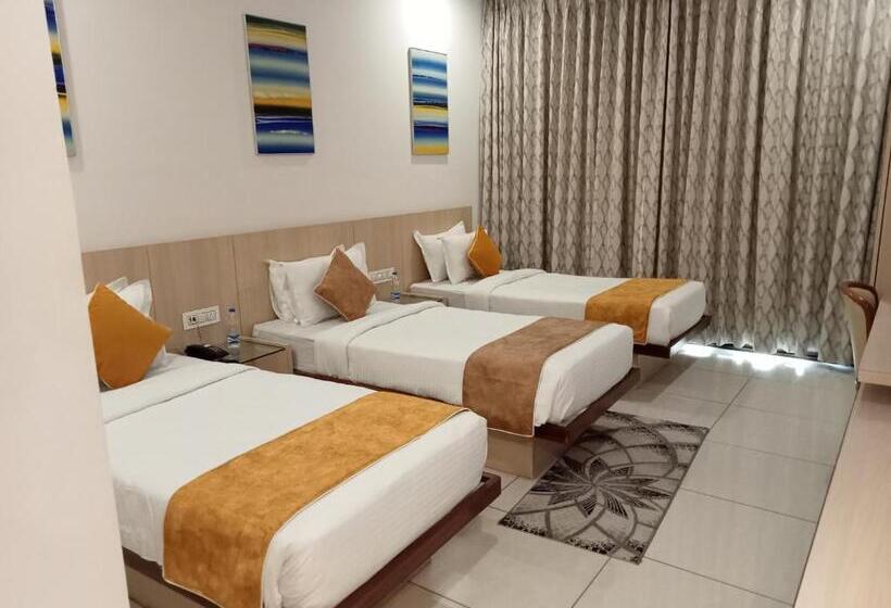 غرفة ديلوكس ثلاثية, Pride Resort & Convention Center Ranakpur Near Ranakpur Dam