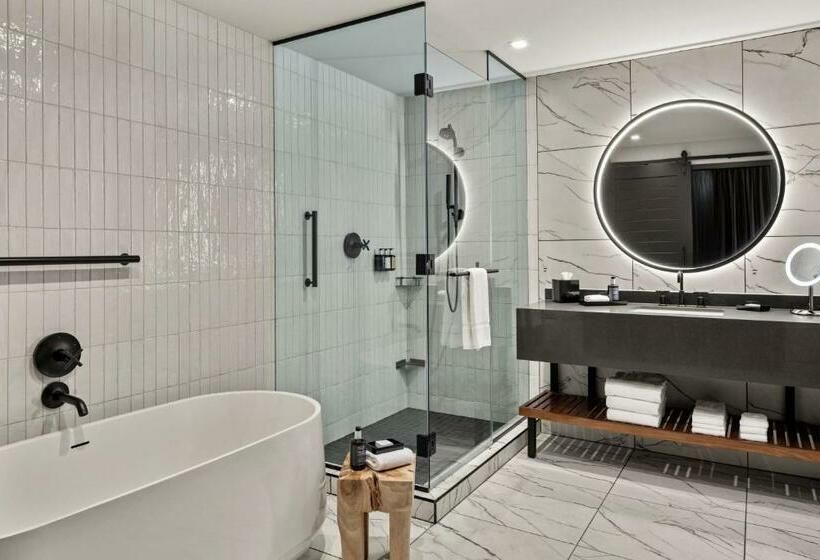 キングサイズベッドのスイートルーム, The Trade, Autograph Collection