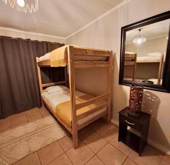 Дом 3 Спальни, Casa Tambo