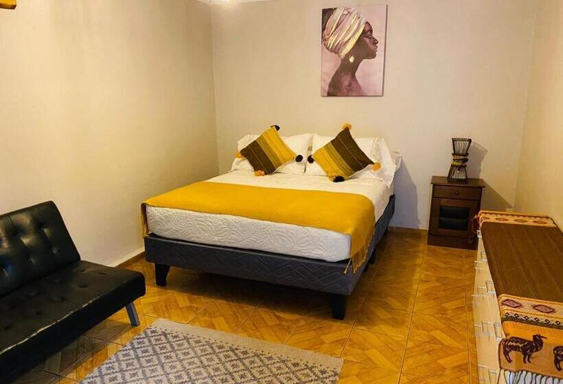 Дом 3 Спальни, Casa Tambo