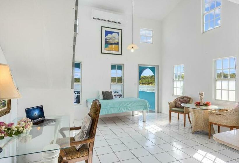 اتاق خانوادگی, Edwards Guesthouse