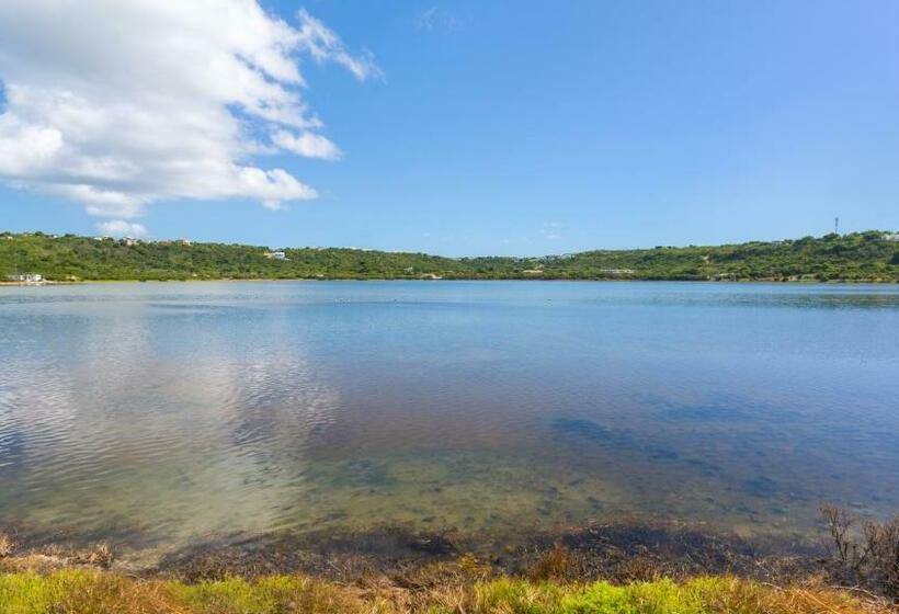 اتاق خانوادگی, Edwards Guesthouse