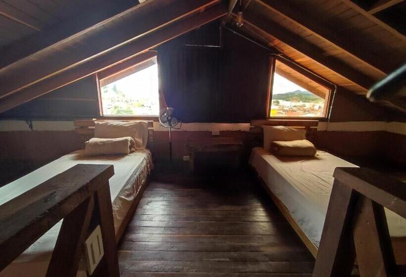 패밀리 룸, Le Chateau Guatape