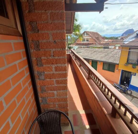 스탠다드 발코니 룸, Le Chateau Guatape