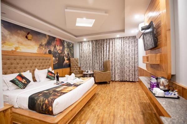 اتاق لوکس, Smuggler Resort Near Khatusham & Hadimba Temple With Parking & Swimming Pool