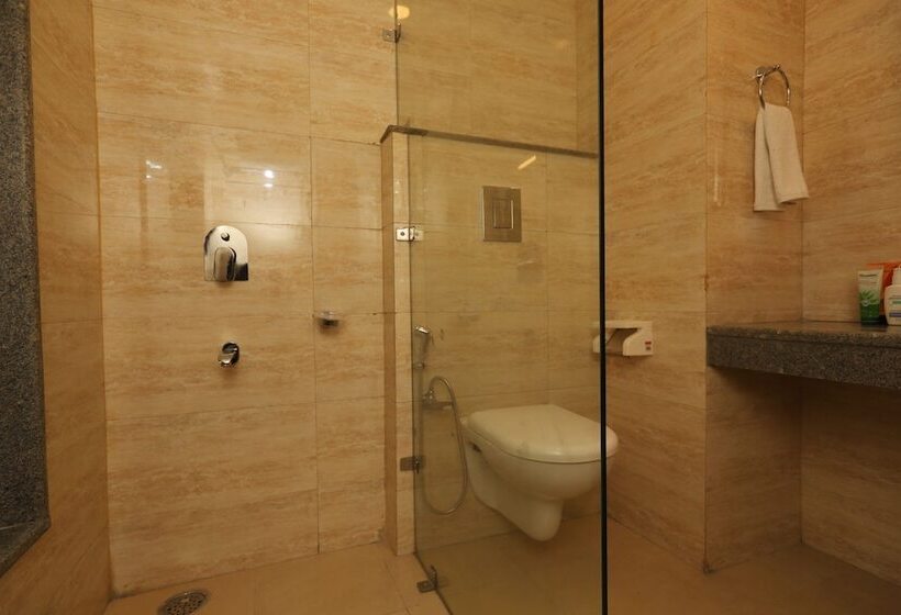 اتاق لوکس, Smuggler Resort Near Khatusham & Hadimba Temple With Parking & Swimming Pool