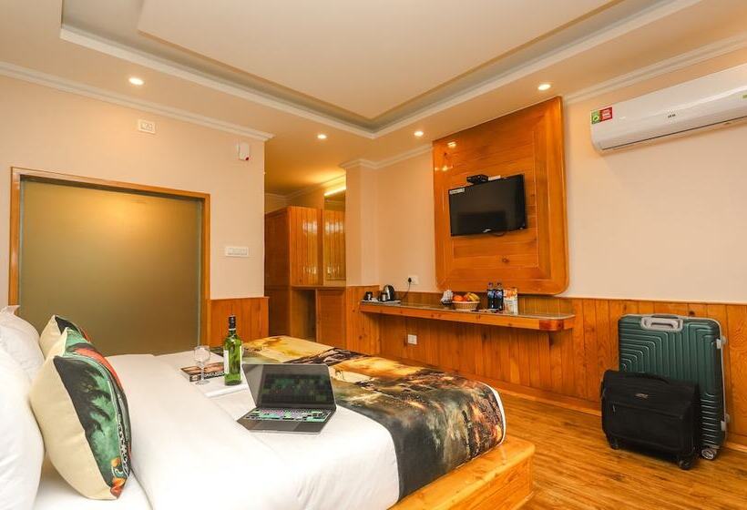 اتاق لوکس, Smuggler Resort Near Khatusham & Hadimba Temple With Parking & Swimming Pool