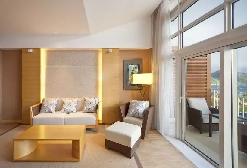 ダブルベッドスタンダードルーム, Four Points By Sheraton Shenzhou Peninsula Resort
