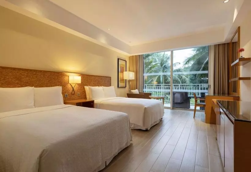 庭の見えるバルコニー月スタンダードルーム, Four Points By Sheraton Shenzhou Peninsula Resort