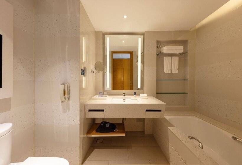 Suite Rodzinny 2 Sypialnie, Four Points By Sheraton Shenzhou Peninsula Resort