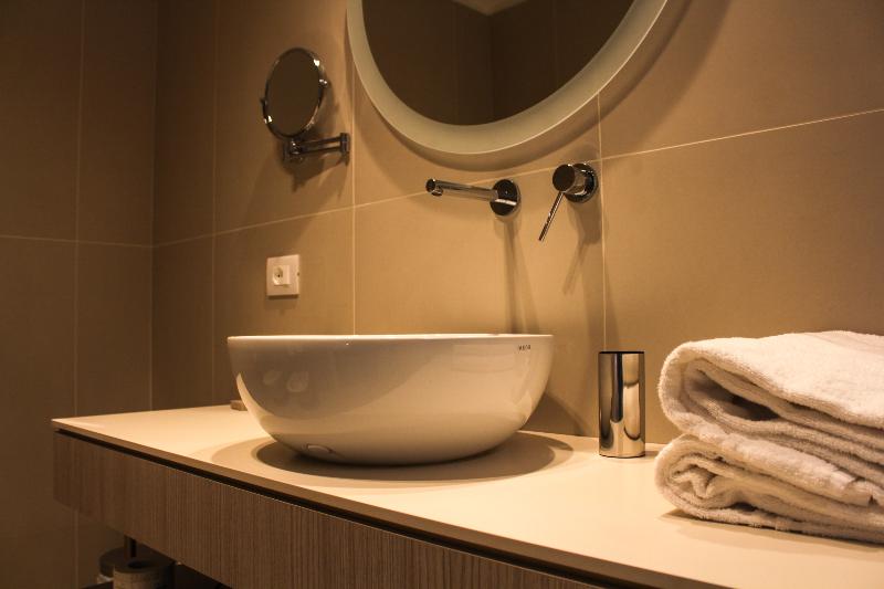 디럭스 룸, Hilton Southampton Utilita Bowl