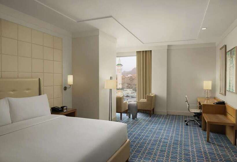 스위트 킹사이즈 침대, Hilton Southampton Utilita Bowl