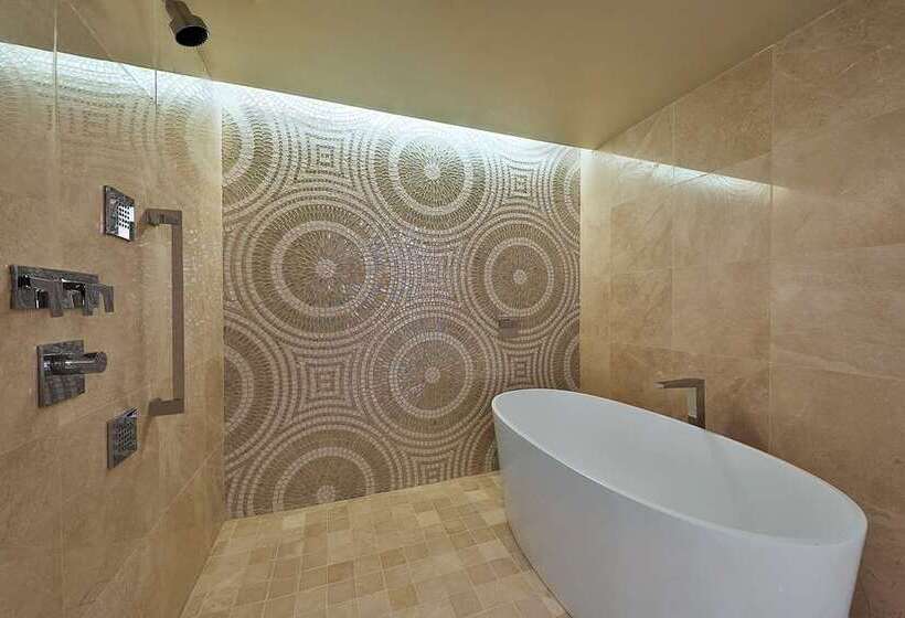 스위트, Hilton Southampton Utilita Bowl